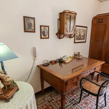 Liberty Palace Bed and Breakfast *